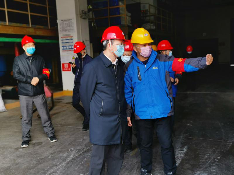 Wu Guosheng, chairman of the CPPCC, inspects and guides enterprises' epidemic prevention and resumption of work